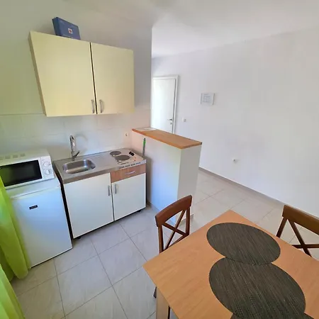 Διαμέρισμα Nives With Balcony *