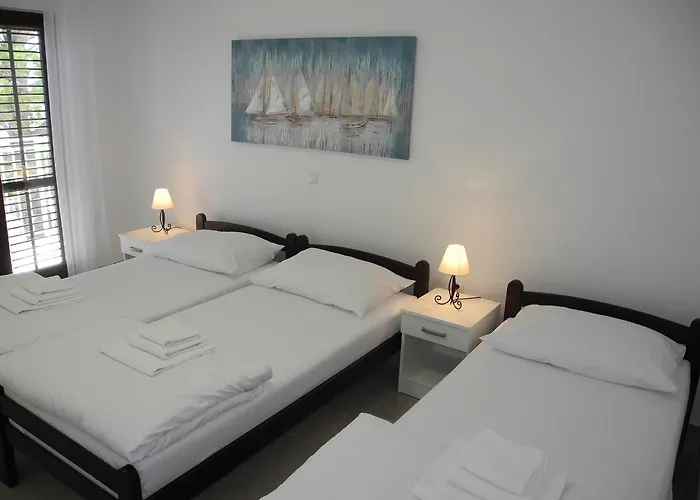 Nives With Balcony Appartement Crikvenica