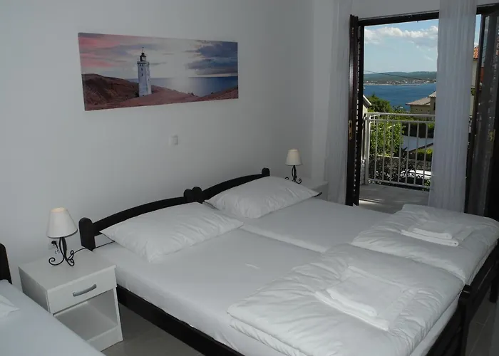 Nives With Balcony Appartement *